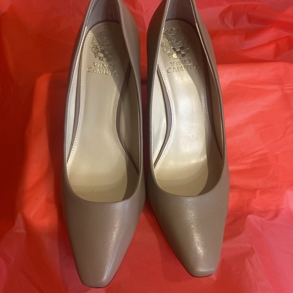 Vince Camuto Shoes - Picture 2 of 14